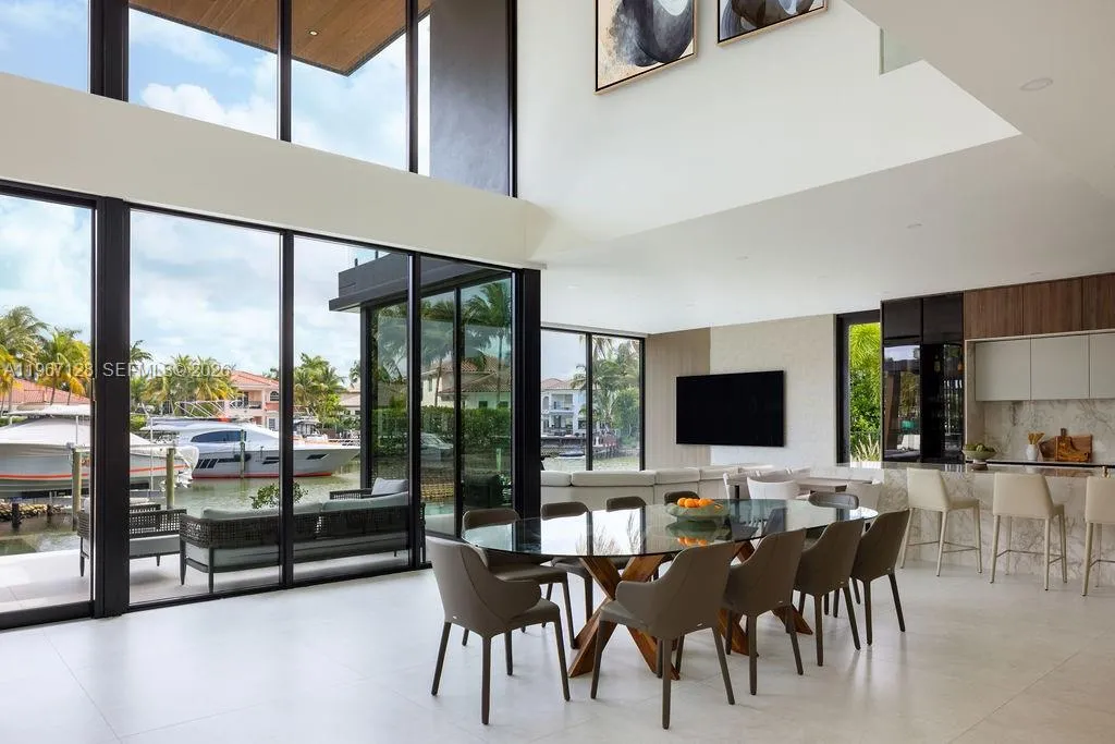 1102 Washington St, Hallandale Beach, Florida 3301, Hallandale Beach, Florida 33019, 6 Bedrooms Bedrooms, ,5 BathroomsBathrooms,Residential Lease,For Rent,1102 Washington St, Hallandale Beach, Florida 3301,A11967128