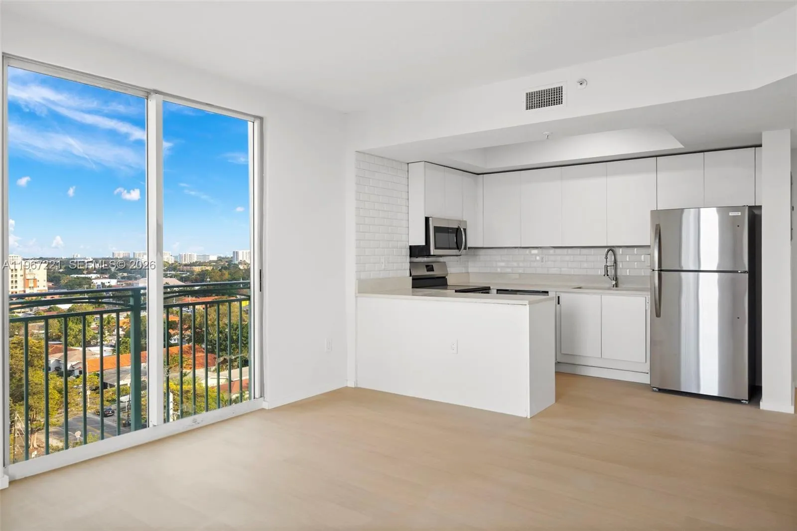 3500 Coral Way 1114, Miami, Florida 33145, Miami, Florida 33145, 1 Bedroom Bedrooms, ,1 BathroomBathrooms,Residential Lease,For Rent,3500 Coral Way 1114, Miami, Florida 33145,A11967221