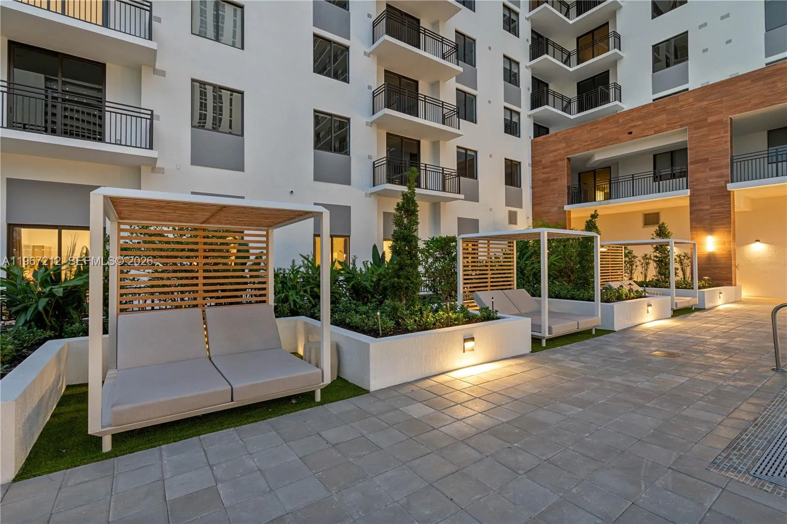 16395 Biscayne Blvd Ph 2210, North Miami Beach, Fl, North Miami Beach, Florida 33160, 3 Bedrooms Bedrooms, ,2 BathroomsBathrooms,Residential Lease,For Rent,16395 Biscayne Blvd Ph 2210, North Miami Beach, Fl,A11967212