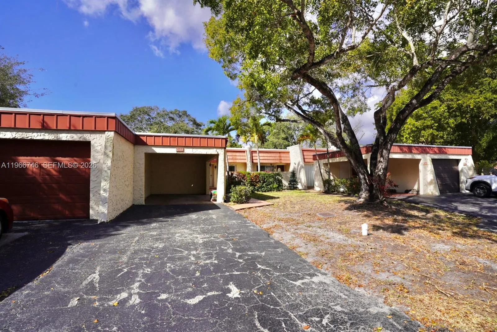 6555 Nw 99th Ave B20, Tamarac, Florida 33321, Tamarac, Florida 33321, 2 Bedrooms Bedrooms, ,2 BathroomsBathrooms,Residential Lease,For Rent,6555 Nw 99th Ave B20, Tamarac, Florida 33321,A11966746