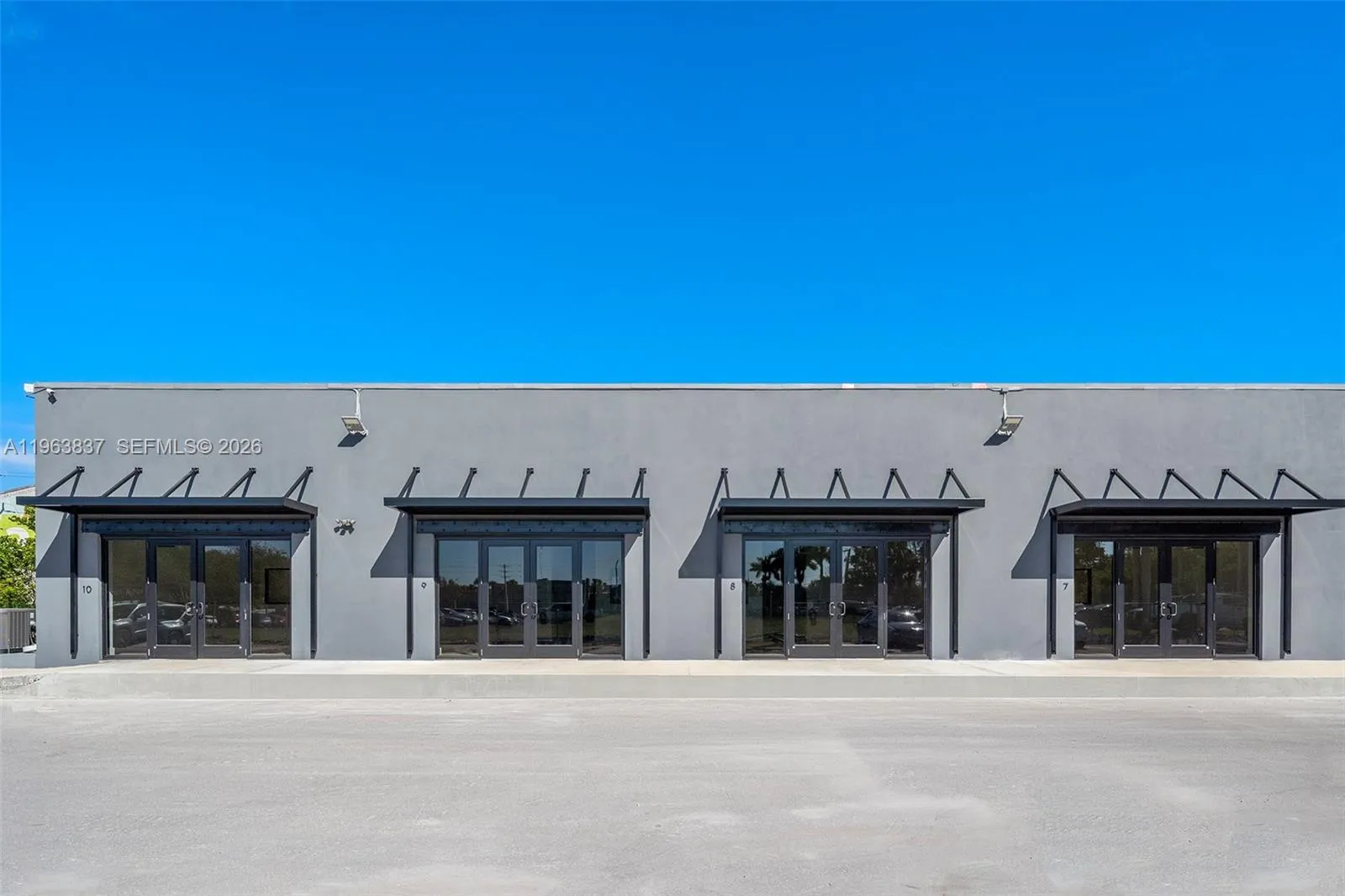 1930 N 30th Road Suite 10, Hollywood, Florida 3302, Hollywood, Florida 33021, ,Commercial Lease,For Rent,1930 N 30th Road Suite 10, Hollywood, Florida 3302,A11963837