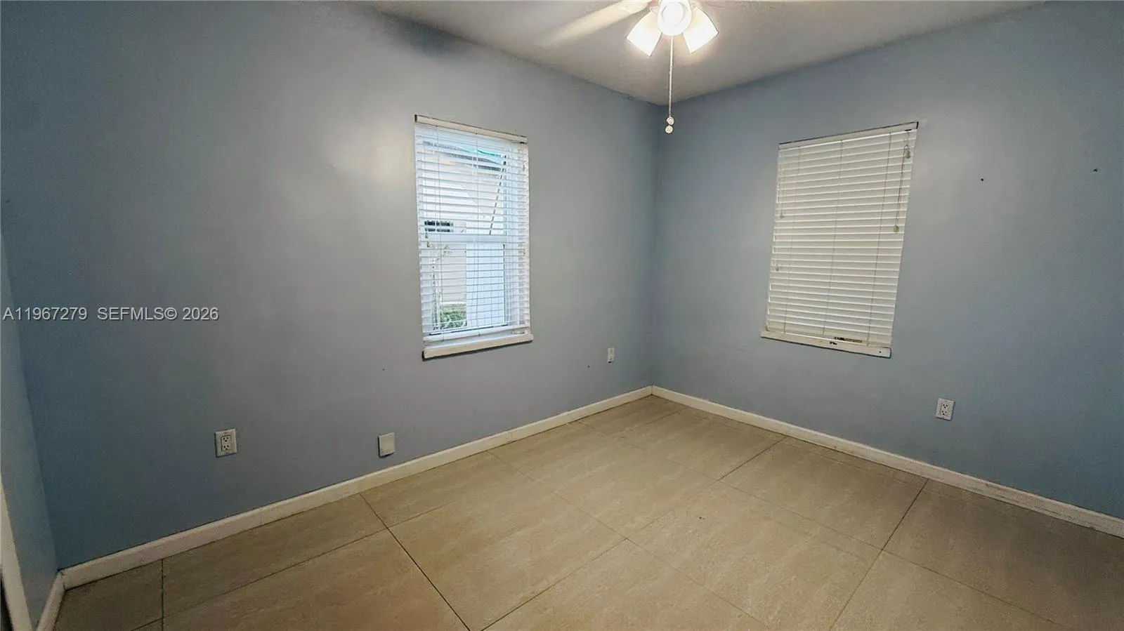 2318 Washington St, Hollywood, Florida 33020, Hollywood, Florida 33020, 4 Bedrooms Bedrooms, ,2 BathroomsBathrooms,Residential Lease,For Rent,2318 Washington St, Hollywood, Florida 33020,A11967279