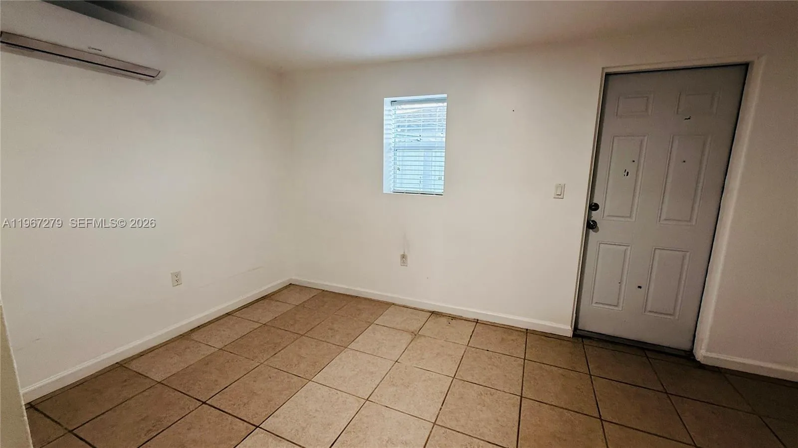 2318 Washington St, Hollywood, Florida 33020, Hollywood, Florida 33020, 4 Bedrooms Bedrooms, ,2 BathroomsBathrooms,Residential Lease,For Rent,2318 Washington St, Hollywood, Florida 33020,A11967279