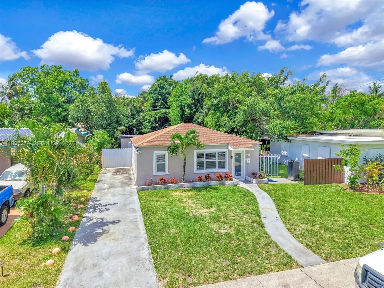 2318 Washington St, Hollywood, Florida 33020, Hollywood, Florida 33020, 4 Bedrooms Bedrooms, ,2 BathroomsBathrooms,Residential Lease,For Rent,2318 Washington St, Hollywood, Florida 33020,A11967279