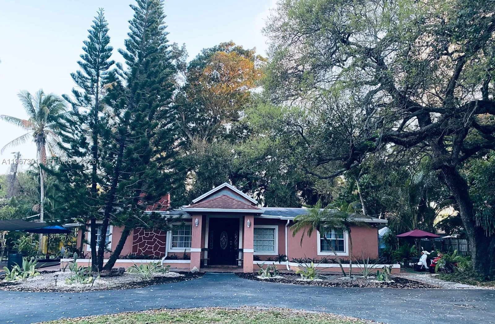 1760 Ne 144th St, Miami, Florida 33181, Miami, Florida 33181, 5 Bedrooms Bedrooms, ,4 BathroomsBathrooms,Residential,For Sale,1760 Ne 144th St, Miami, Florida 33181,A11967301