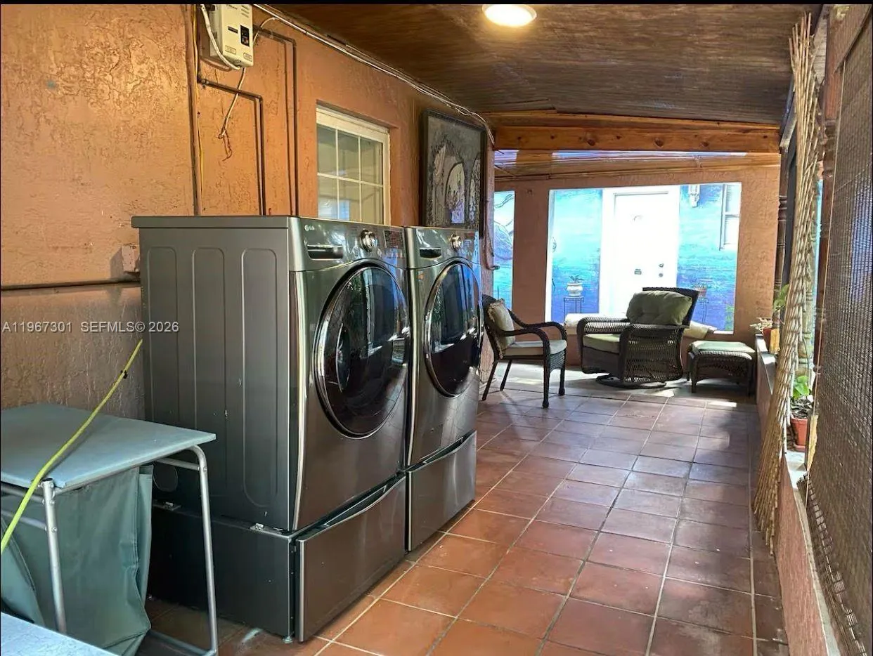 1760 Ne 144th St, Miami, Florida 33181, Miami, Florida 33181, 5 Bedrooms Bedrooms, ,4 BathroomsBathrooms,Residential,For Sale,1760 Ne 144th St, Miami, Florida 33181,A11967301