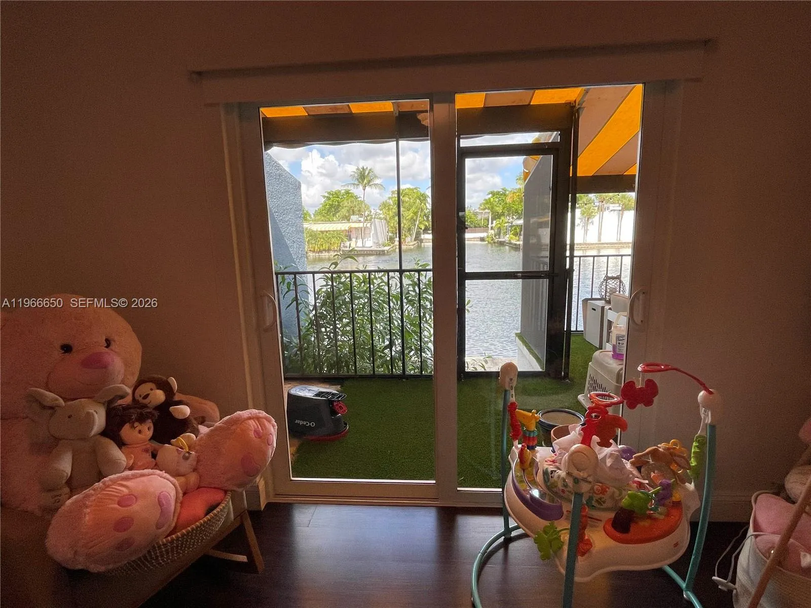 16503 Bridge End Rd 16503, Miami Lakes, Florida 33, Miami Lakes, Florida 33014, 2 Bedrooms Bedrooms, ,2 BathroomsBathrooms,Residential Lease,For Rent,16503 Bridge End Rd 16503, Miami Lakes, Florida 33,A11966650