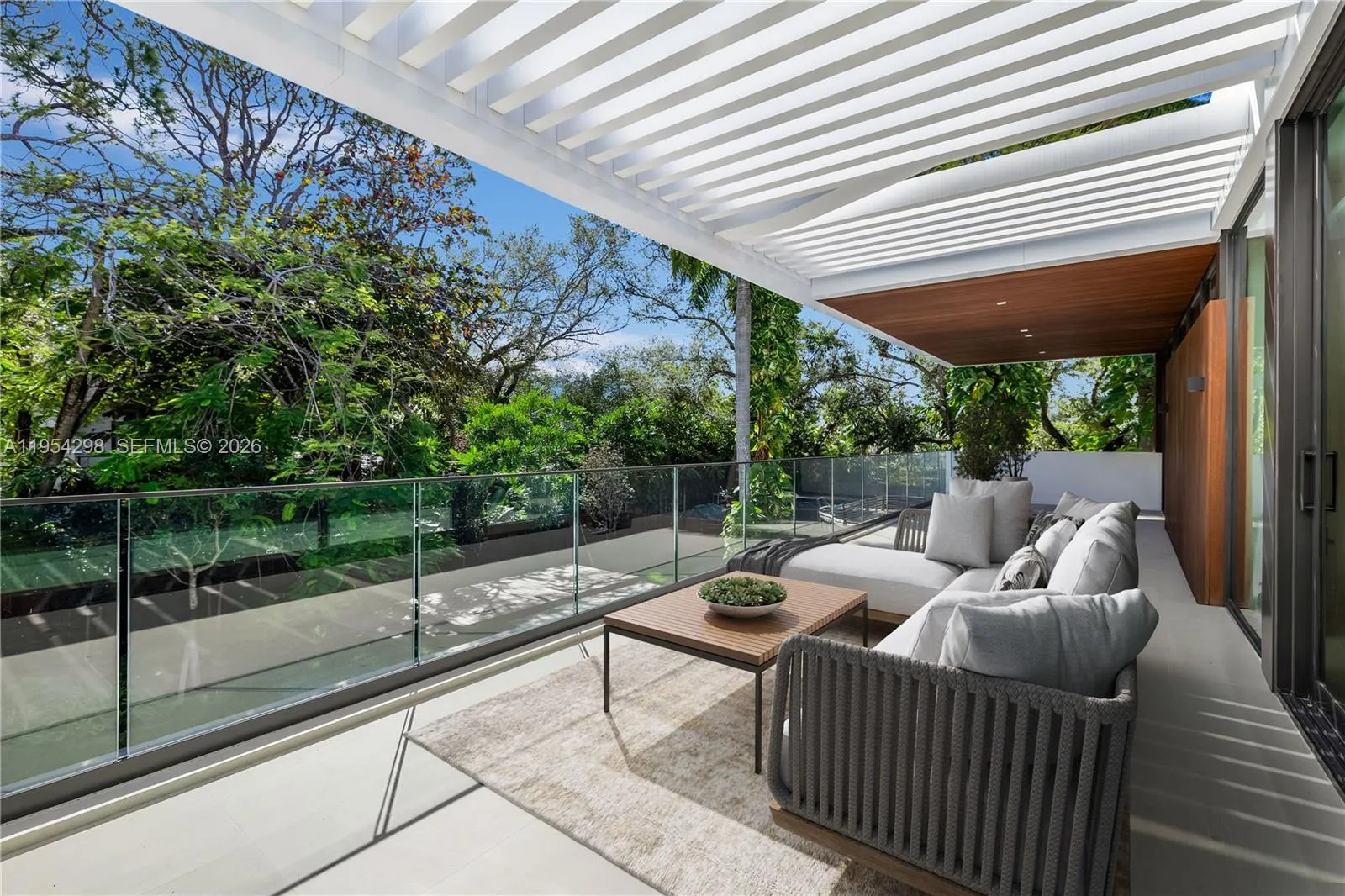 3210 Coacoochee St, Miami, Florida 33133, Miami, Florida 33133, 6 Bedrooms Bedrooms, ,7 BathroomsBathrooms,Residential,For Sale,3210 Coacoochee St, Miami, Florida 33133,A11954298