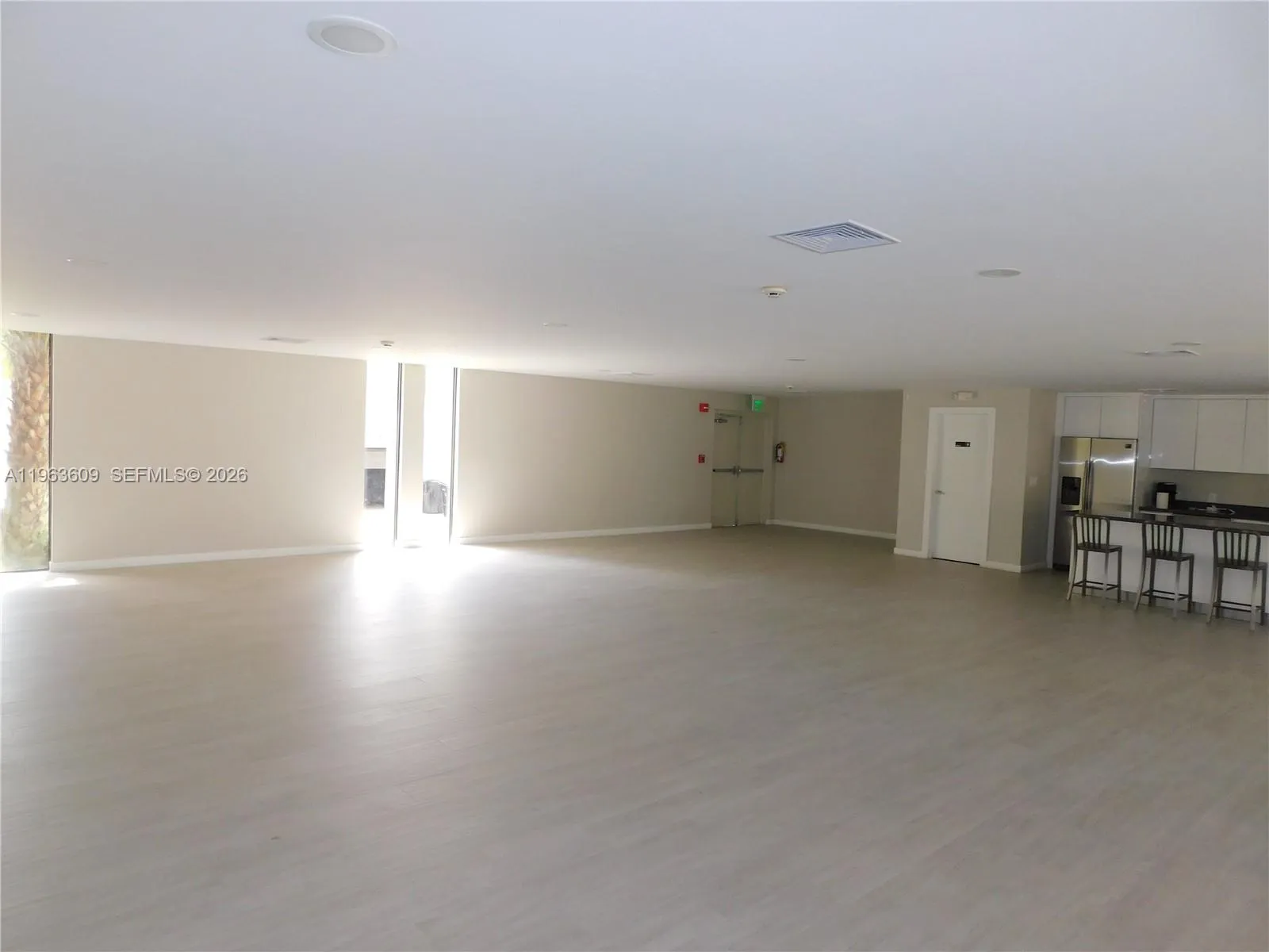 CLUBHOUSE WITH KITCHEN