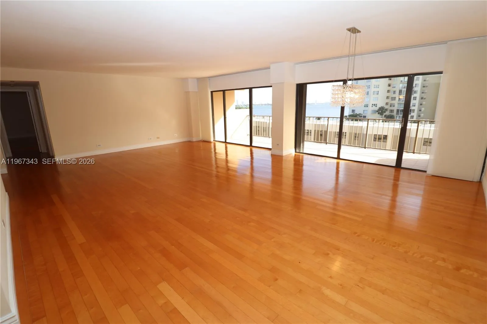 1800 Ne 114th St 608, Miami, Florida 33181, Miami, Florida 33181, 2 Bedrooms Bedrooms, ,3 BathroomsBathrooms,Residential,For Sale,1800 Ne 114th St 608, Miami, Florida 33181,A11967343