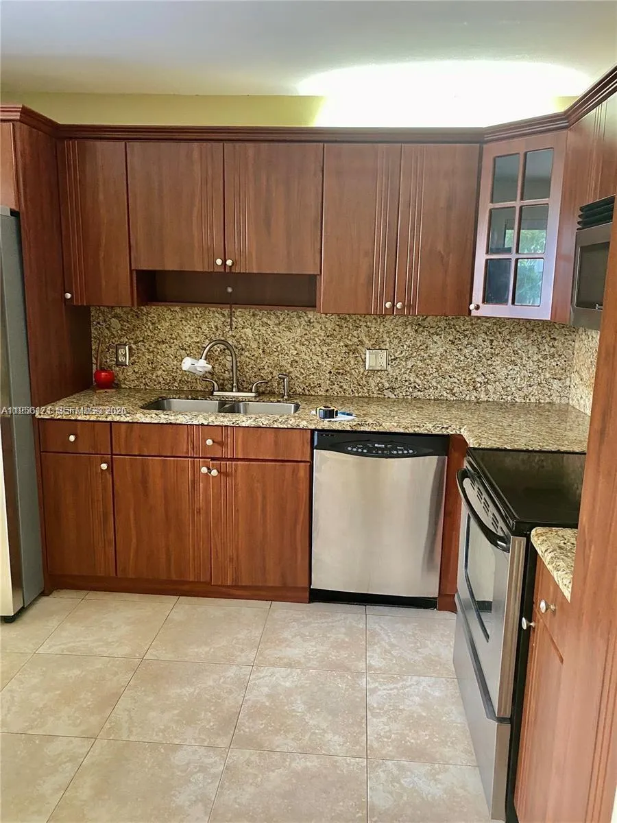 16541 Blatt Blvd 203, Weston, Florida 33326, Weston, Florida 33326, 2 Bedrooms Bedrooms, ,2 BathroomsBathrooms,Residential Lease,For Rent,16541 Blatt Blvd 203, Weston, Florida 33326,A11950171