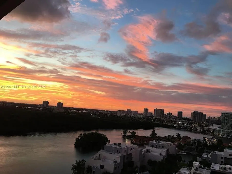 400 Kings Point Dr 1626, Sunny Isles Beach, Florid, Sunny Isles Beach, Florida 33160, 1 Bedroom Bedrooms, ,1 BathroomBathrooms,Residential Lease,For Rent,400 Kings Point Dr 1626, Sunny Isles Beach, Florid,A11967399