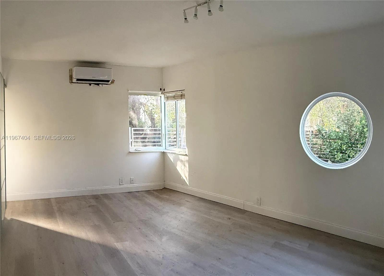 648 Ne 80th St, Miami, Florida 33138, Miami, Florida 33138, ,Commercial Sale,For Sale,648 Ne 80th St, Miami, Florida 33138,A11967404