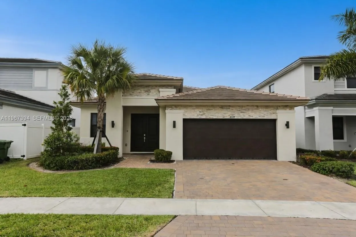 4574 Sw 173rd Ave, Miramar, Florida 33029, Miramar, Florida 33029, 3 Bedrooms Bedrooms, ,2 BathroomsBathrooms,Residential,For Sale,4574 Sw 173rd Ave, Miramar, Florida 33029,A11967394