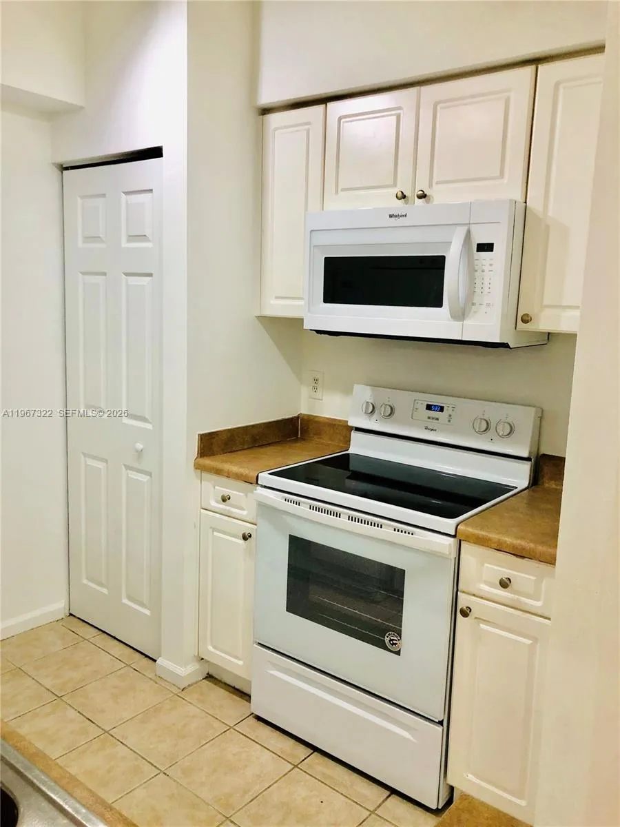 17125 N Bay Rd 3603, Sunny Isles Beach, Florida 33, Sunny Isles Beach, Florida 33160, 1 Bedroom Bedrooms, ,1 BathroomBathrooms,Residential Lease,For Rent,17125 N Bay Rd 3603, Sunny Isles Beach, Florida 33,A11967322