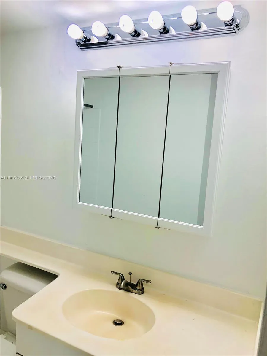 17125 N Bay Rd 3603, Sunny Isles Beach, Florida 33, Sunny Isles Beach, Florida 33160, 1 Bedroom Bedrooms, ,1 BathroomBathrooms,Residential Lease,For Rent,17125 N Bay Rd 3603, Sunny Isles Beach, Florida 33,A11967322