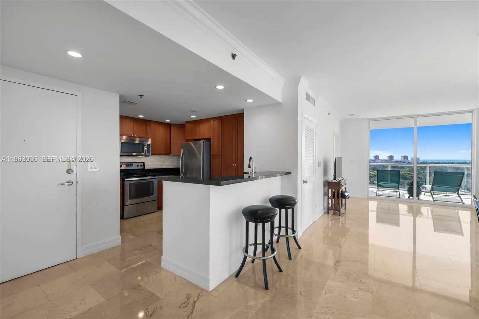 1401 Sw 22nd St 1401, Miami, Florida 33145, Miami, Florida 33145, 2 Bedrooms Bedrooms, ,2 BathroomsBathrooms,Residential,For Sale,1401 Sw 22nd St 1401, Miami, Florida 33145,A11963036