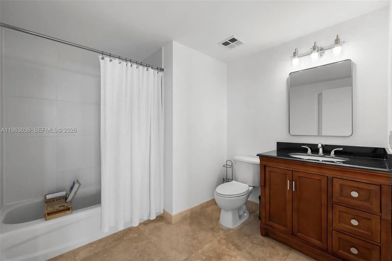 1401 Sw 22nd St 1401, Miami, Florida 33145, Miami, Florida 33145, 2 Bedrooms Bedrooms, ,2 BathroomsBathrooms,Residential,For Sale,1401 Sw 22nd St 1401, Miami, Florida 33145,A11963036