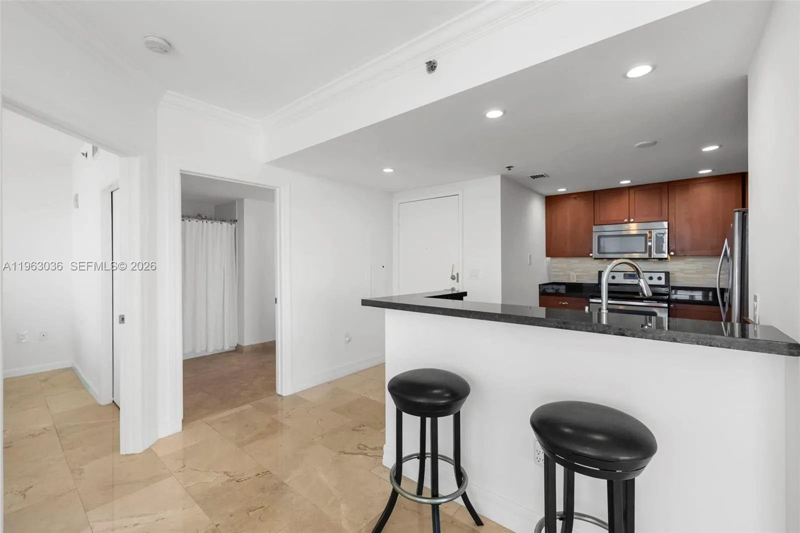 1401 Sw 22nd St 1401, Miami, Florida 33145, Miami, Florida 33145, 2 Bedrooms Bedrooms, ,2 BathroomsBathrooms,Residential,For Sale,1401 Sw 22nd St 1401, Miami, Florida 33145,A11963036