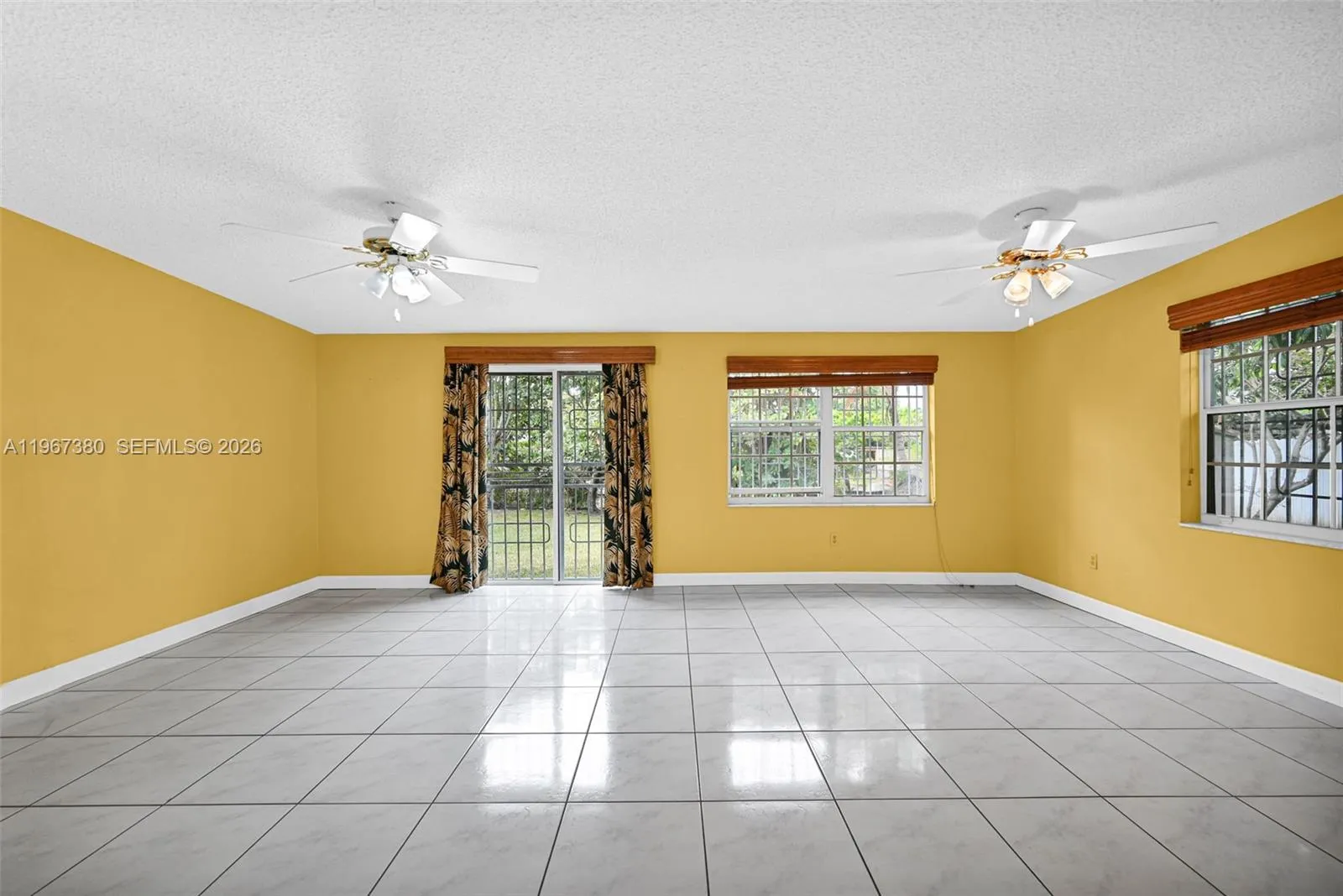 Spacious family room