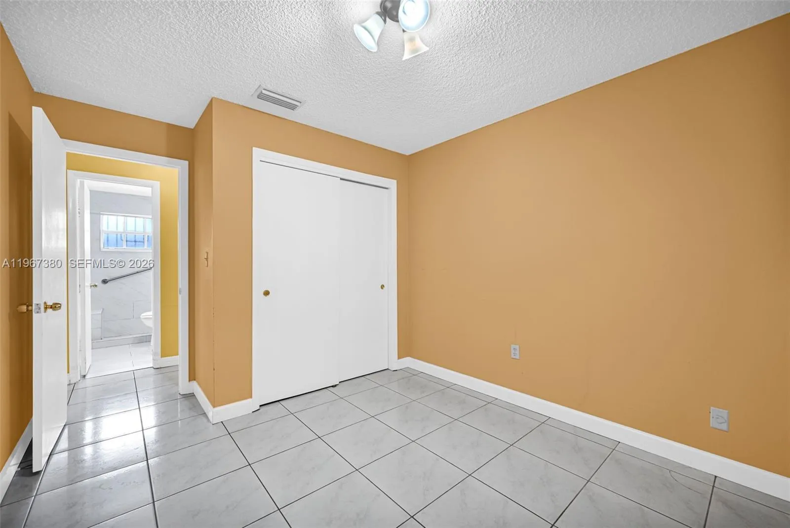 6140 Sw 109th Ave, Miami, Florida 33173, Miami, Florida 33173, 4 Bedrooms Bedrooms, ,2 BathroomsBathrooms,Residential,For Sale,6140 Sw 109th Ave, Miami, Florida 33173,A11967380