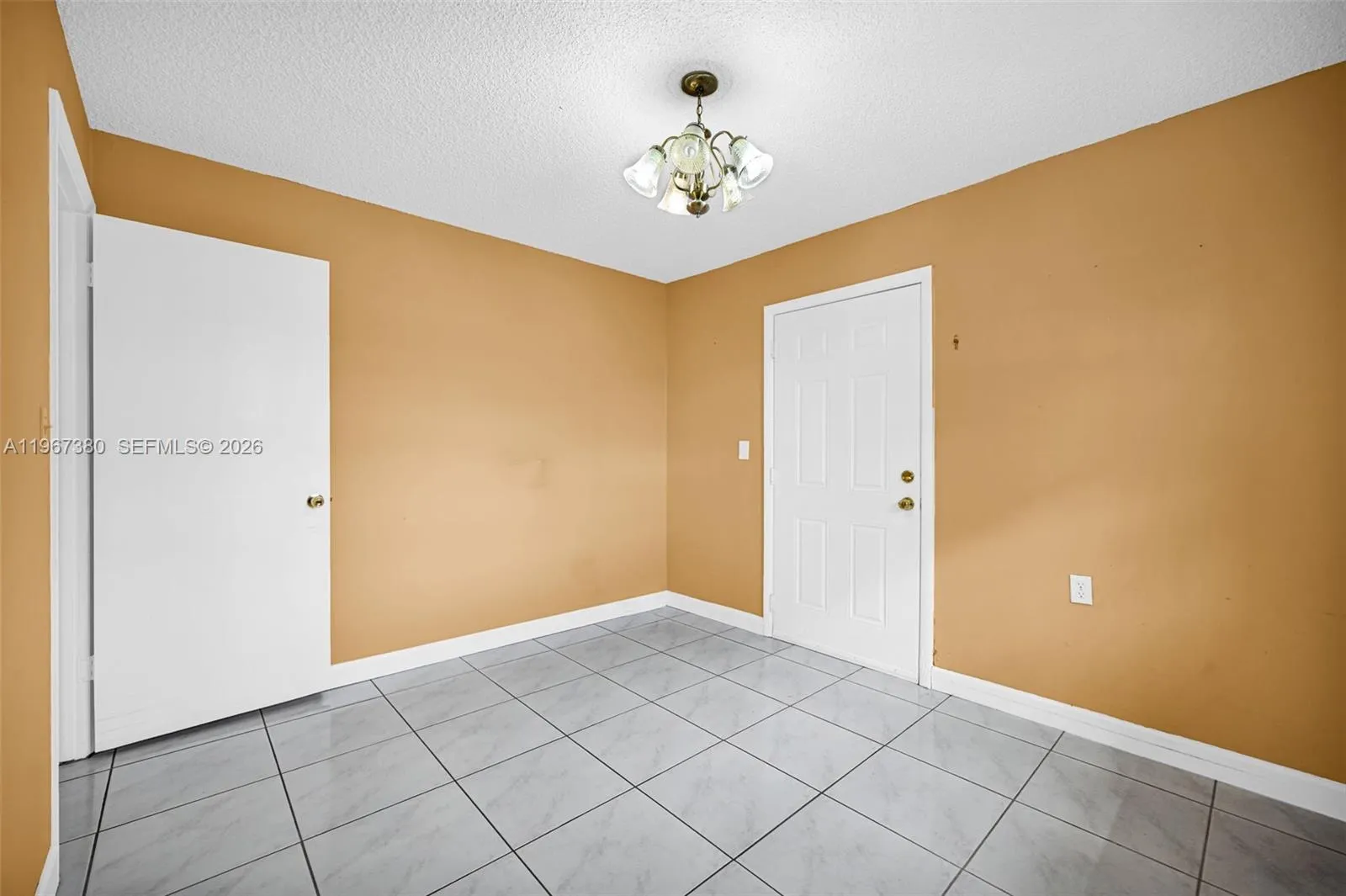 6140 Sw 109th Ave, Miami, Florida 33173, Miami, Florida 33173, 4 Bedrooms Bedrooms, ,2 BathroomsBathrooms,Residential,For Sale,6140 Sw 109th Ave, Miami, Florida 33173,A11967380