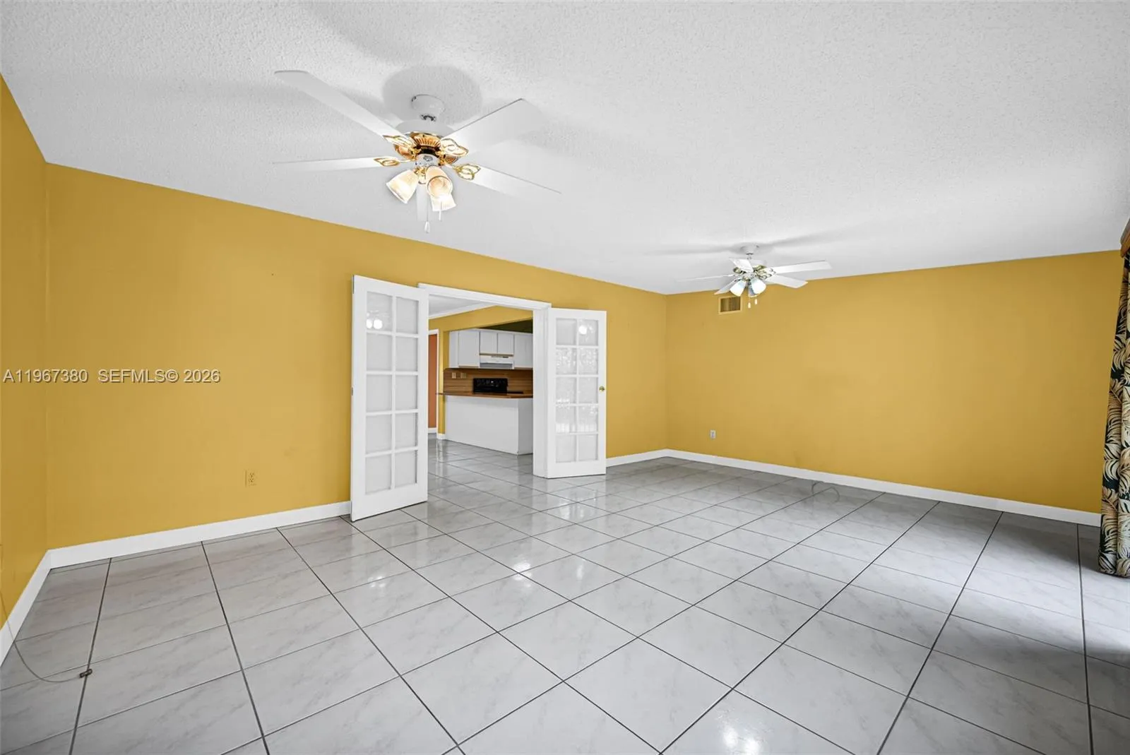 Spacious family room