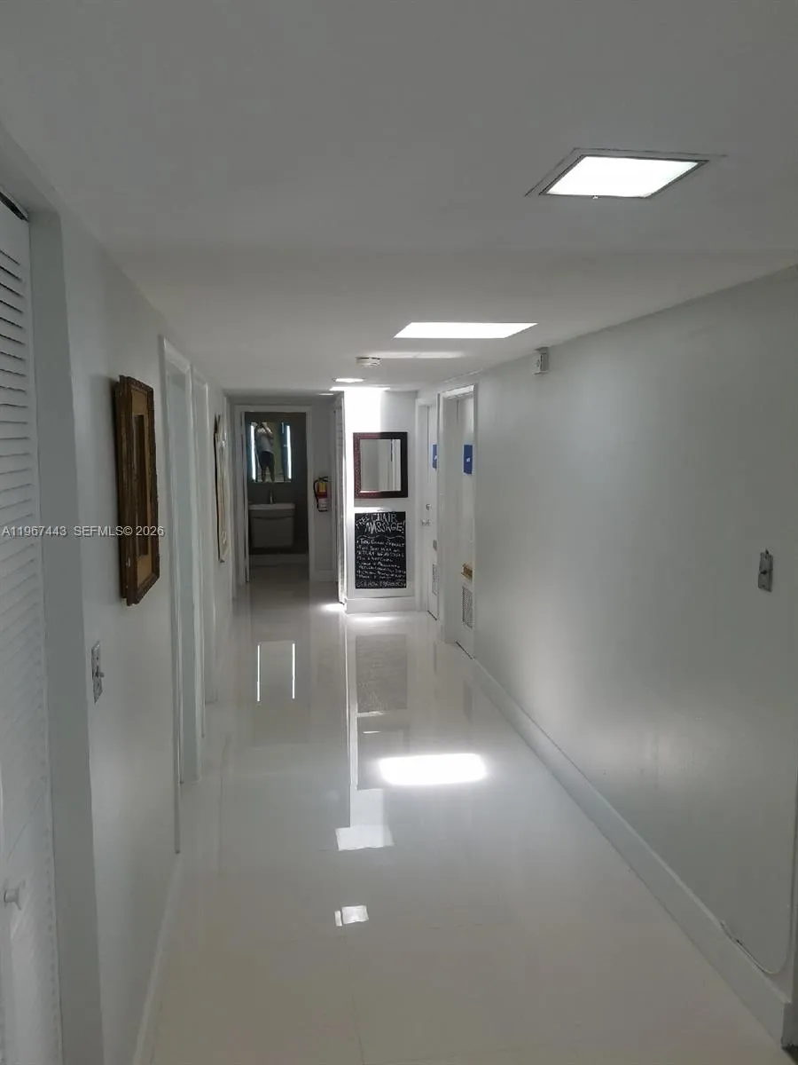 3213 N Ocean Blvd 7 Or 13, Fort Lauderdale, Florid, Fort Lauderdale, Florida 33308, ,Commercial Lease,For Rent,3213 N Ocean Blvd 7 Or 13, Fort Lauderdale, Florid,A11967443