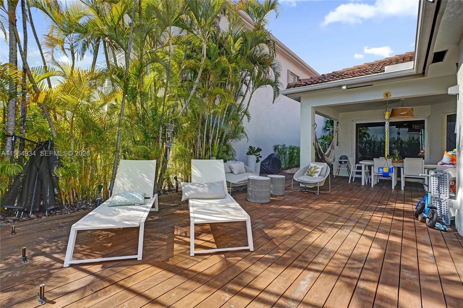 1662 Ne 196th St, Miami, Florida 33179, Miami, Florida 33179, 4 Bedrooms Bedrooms, ,4 BathroomsBathrooms,Residential,For Sale,1662 Ne 196th St, Miami, Florida 33179,A11964934