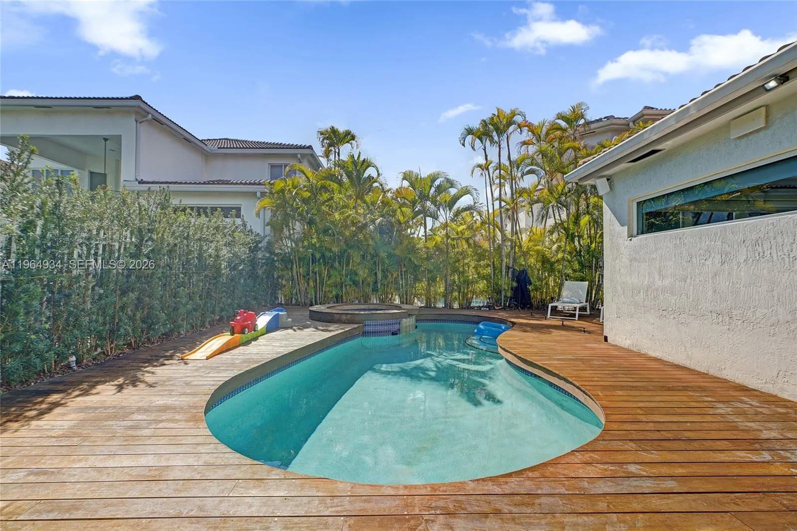 1662 Ne 196th St, Miami, Florida 33179, Miami, Florida 33179, 4 Bedrooms Bedrooms, ,4 BathroomsBathrooms,Residential,For Sale,1662 Ne 196th St, Miami, Florida 33179,A11964934