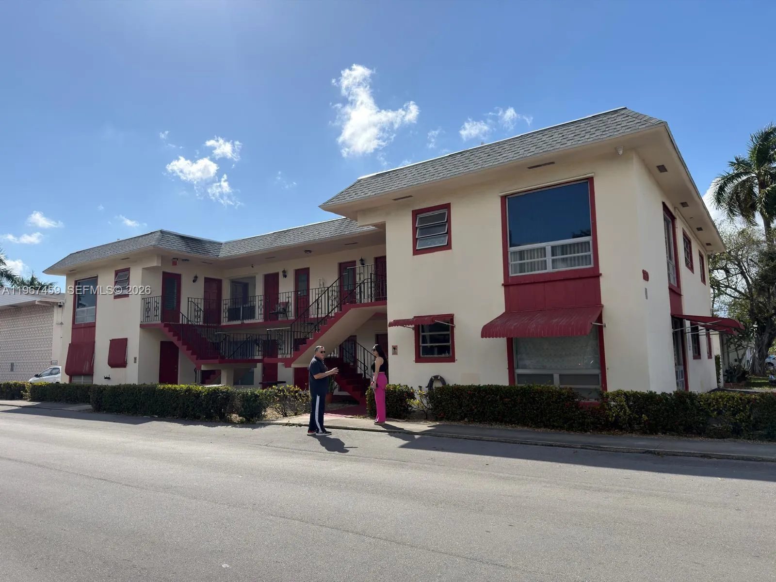 1120 Ne 10th St 5, Hallandale Beach, Florida 33009, Hallandale Beach, Florida 33009, 2 Bedrooms Bedrooms, ,1 BathroomBathrooms,Residential,For Sale,1120 Ne 10th St 5, Hallandale Beach, Florida 33009,A11967459