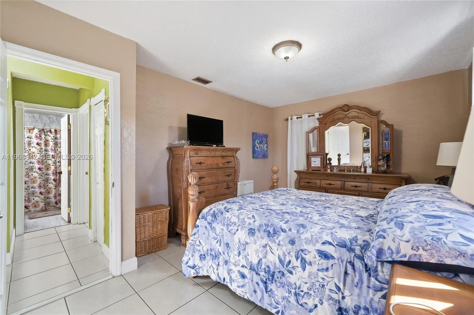 4791 W 3rd Ave, Hialeah, Florida 33012, Hialeah, Florida 33012, 3 Bedrooms Bedrooms, ,2 BathroomsBathrooms,Residential,For Sale,4791 W 3rd Ave, Hialeah, Florida 33012,A11966942