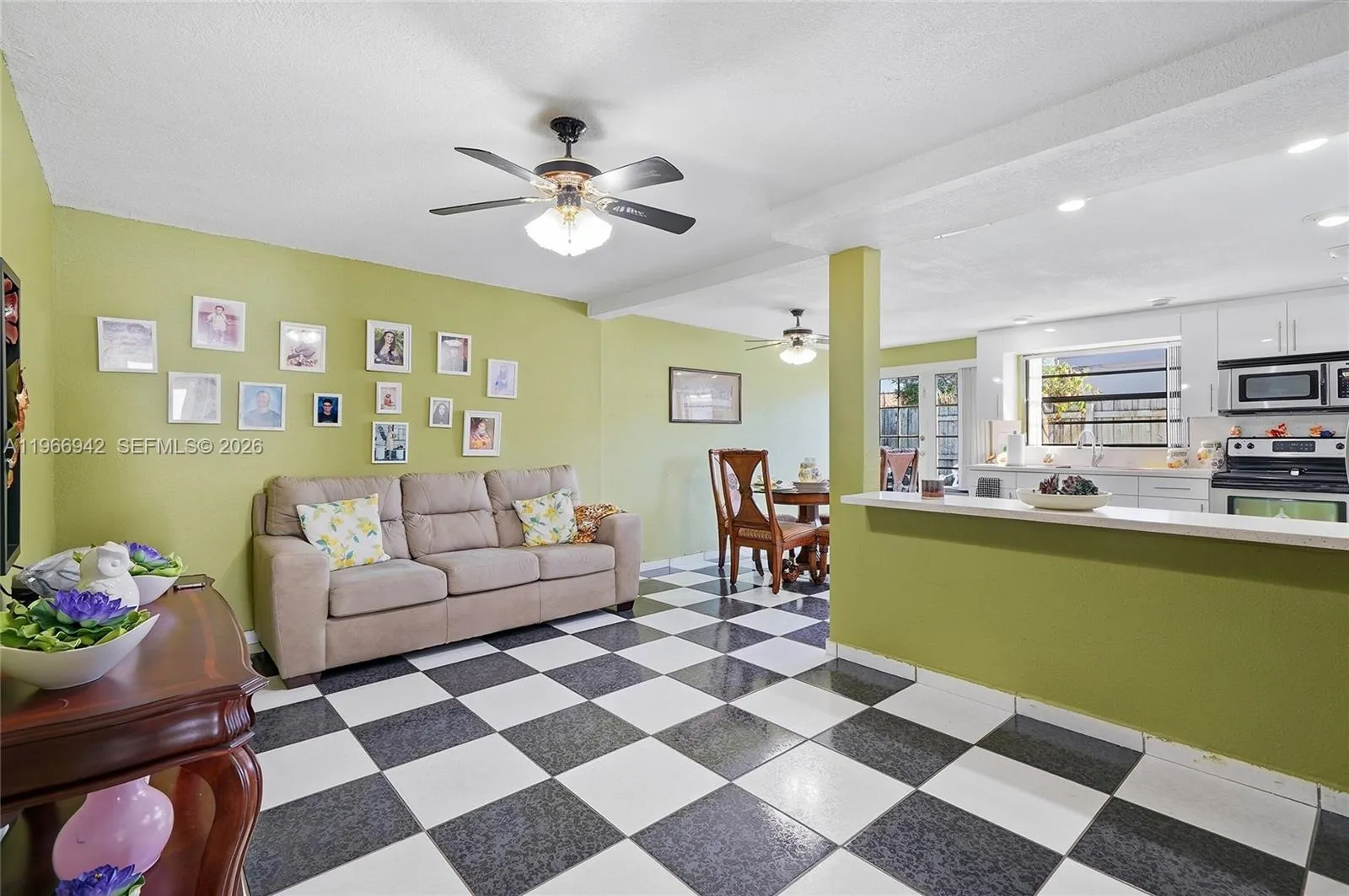 4791 W 3rd Ave, Hialeah, Florida 33012, Hialeah, Florida 33012, 3 Bedrooms Bedrooms, ,2 BathroomsBathrooms,Residential,For Sale,4791 W 3rd Ave, Hialeah, Florida 33012,A11966942