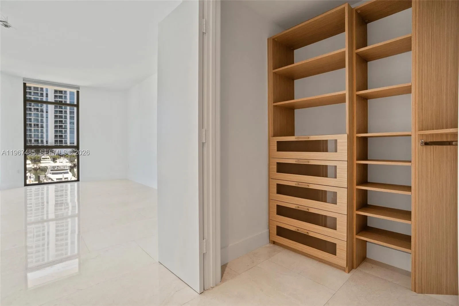 17301 Biscayne Blvd 305, North Miami Beach, Florid, North Miami Beach, Florida 33160, 2 Bedrooms Bedrooms, ,2 BathroomsBathrooms,Residential,For Sale,17301 Biscayne Blvd 305, North Miami Beach, Florid,A11967485