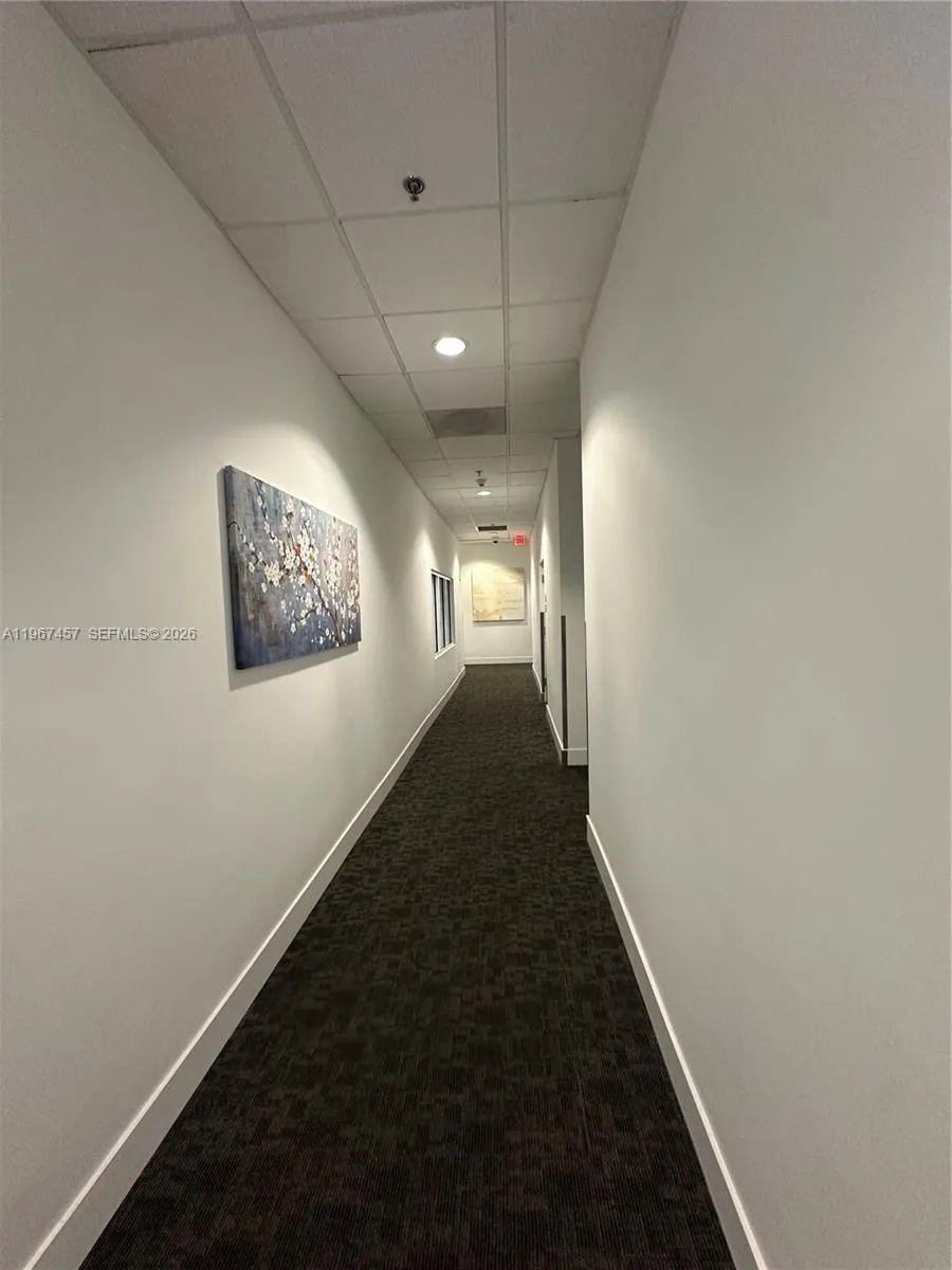 1200 Brickell Bay Dr 1712, Miami, Florida 33131, Miami, Florida 33131, 2 Bedrooms Bedrooms, ,1 BathroomBathrooms,Residential Lease,For Rent,1200 Brickell Bay Dr 1712, Miami, Florida 33131,A11967457