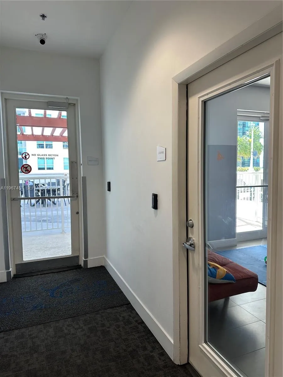 1200 Brickell Bay Dr 1712, Miami, Florida 33131, Miami, Florida 33131, 2 Bedrooms Bedrooms, ,1 BathroomBathrooms,Residential Lease,For Rent,1200 Brickell Bay Dr 1712, Miami, Florida 33131,A11967457