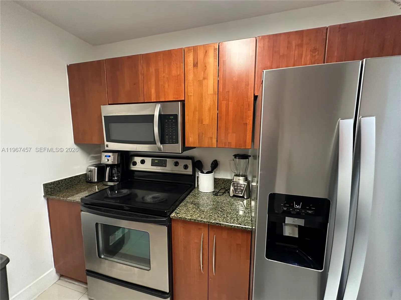 1200 Brickell Bay Dr 1712, Miami, Florida 33131, Miami, Florida 33131, 2 Bedrooms Bedrooms, ,1 BathroomBathrooms,Residential Lease,For Rent,1200 Brickell Bay Dr 1712, Miami, Florida 33131,A11967457