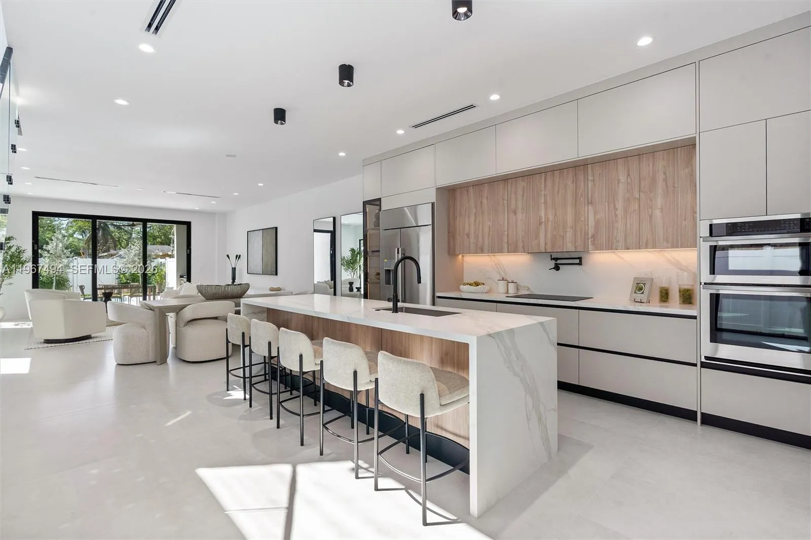608 Sw 16th Ct, Fort Lauderdale, Florida 33315, Fort Lauderdale, Florida 33315, 4 Bedrooms Bedrooms, ,3 BathroomsBathrooms,Residential,For Sale,608 Sw 16th Ct, Fort Lauderdale, Florida 33315,A11967494