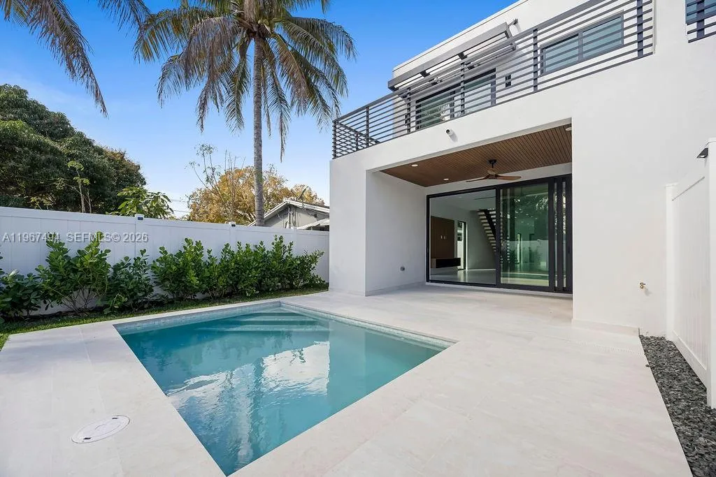 608 Sw 16th Ct, Fort Lauderdale, Florida 33315, Fort Lauderdale, Florida 33315, 4 Bedrooms Bedrooms, ,3 BathroomsBathrooms,Residential,For Sale,608 Sw 16th Ct, Fort Lauderdale, Florida 33315,A11967494