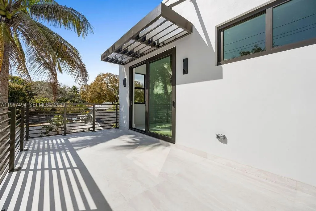 608 Sw 16th Ct, Fort Lauderdale, Florida 33315, Fort Lauderdale, Florida 33315, 4 Bedrooms Bedrooms, ,3 BathroomsBathrooms,Residential,For Sale,608 Sw 16th Ct, Fort Lauderdale, Florida 33315,A11967494