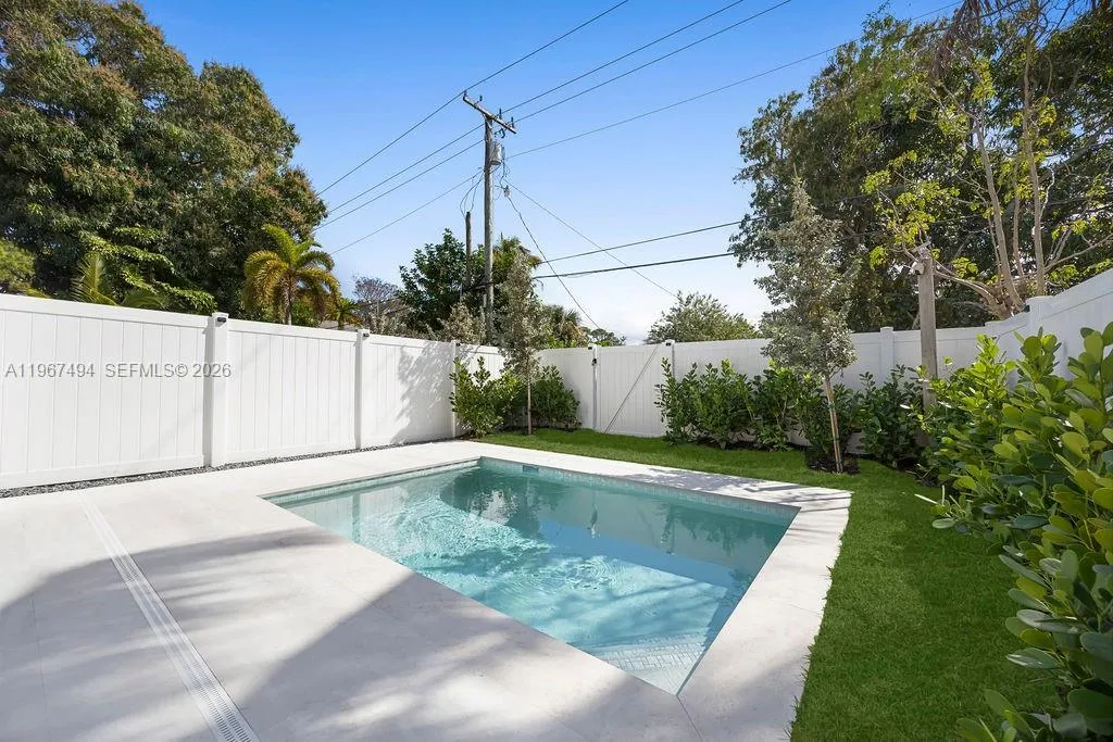 608 Sw 16th Ct, Fort Lauderdale, Florida 33315, Fort Lauderdale, Florida 33315, 4 Bedrooms Bedrooms, ,3 BathroomsBathrooms,Residential,For Sale,608 Sw 16th Ct, Fort Lauderdale, Florida 33315,A11967494