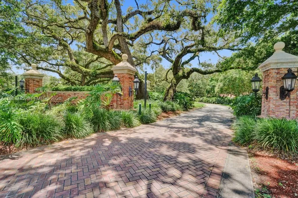 2932 Oak Park Cir, Davie, Florida 33328, Davie, Florida 33328, 4 Bedrooms Bedrooms, ,2 BathroomsBathrooms,Residential,For Sale,2932 Oak Park Cir, Davie, Florida 33328,A11967482