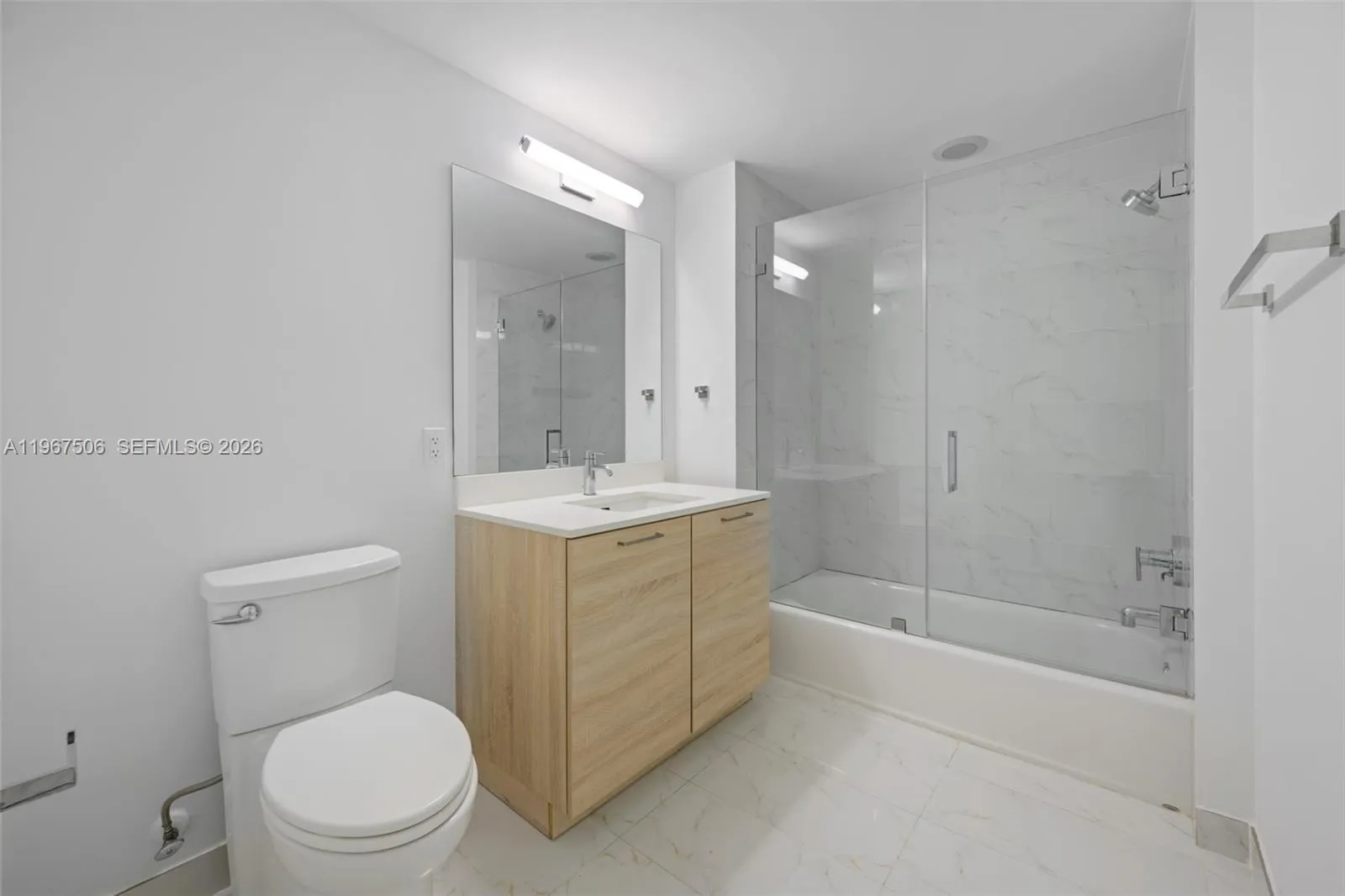 16385 Biscayne Blvd 3020, North Miami Beach, Flori, North Miami Beach, Florida 33160, 1 Bedroom Bedrooms, ,2 BathroomsBathrooms,Residential Lease,For Rent,16385 Biscayne Blvd 3020, North Miami Beach, Flori,A11967506