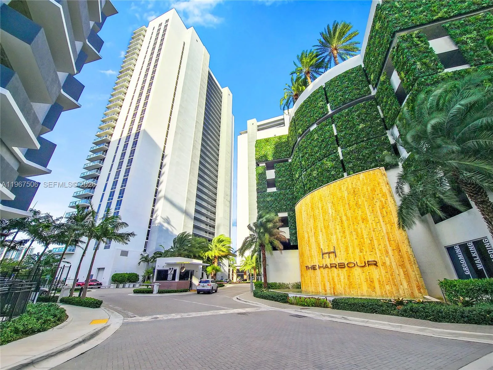 16385 Biscayne Blvd 3020, North Miami Beach, Flori, North Miami Beach, Florida 33160, 1 Bedroom Bedrooms, ,2 BathroomsBathrooms,Residential Lease,For Rent,16385 Biscayne Blvd 3020, North Miami Beach, Flori,A11967506