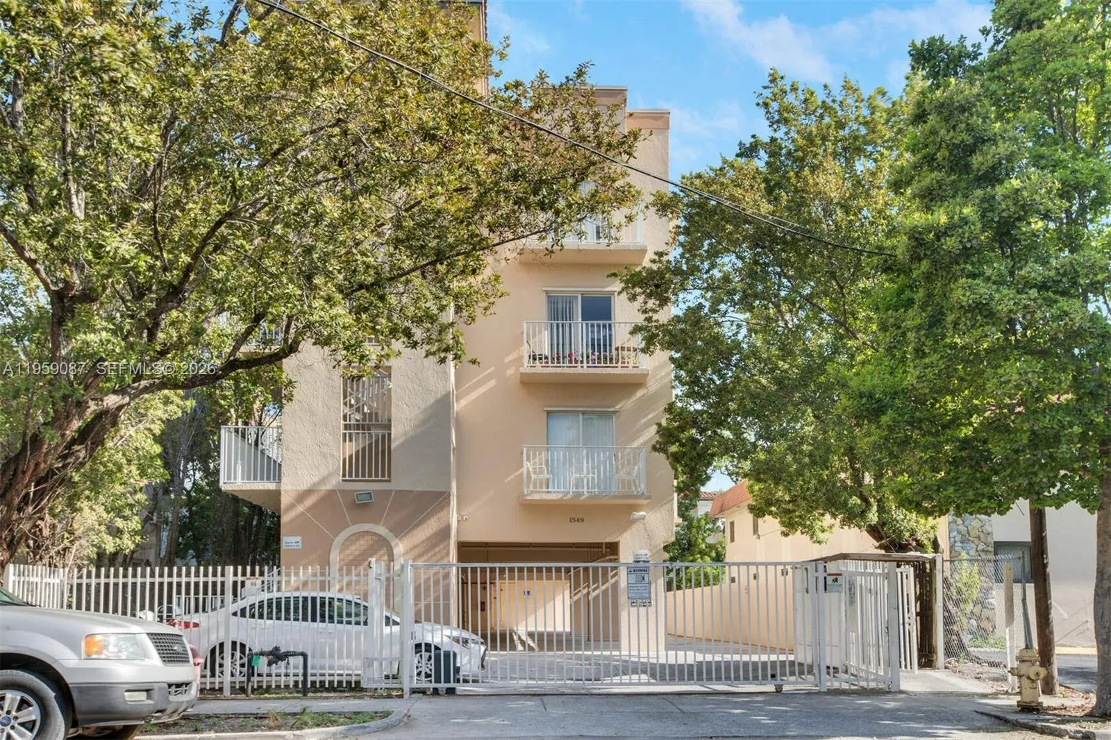 1349 Sw 3rd St 1, Miami, Florida 33135, Miami, Florida 33135, 2 Bedrooms Bedrooms, ,1 BathroomBathrooms,Residential Lease,For Rent,1349 Sw 3rd St 1, Miami, Florida 33135,A11959087