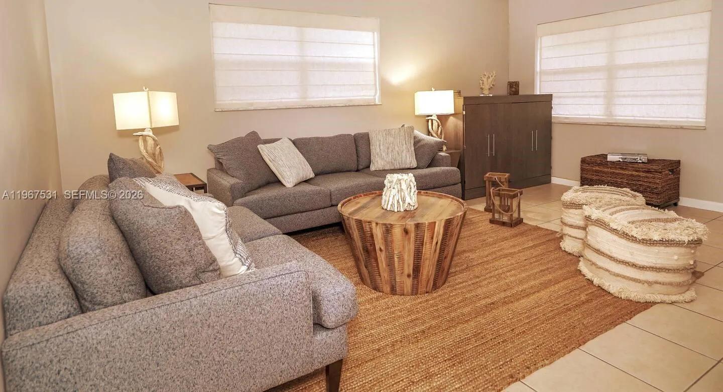 20 Se 12th St, Dania Beach, Florida 33004, Dania Beach, Florida 33004, ,Residential Income,For Sale,20 Se 12th St, Dania Beach, Florida 33004,A11967531