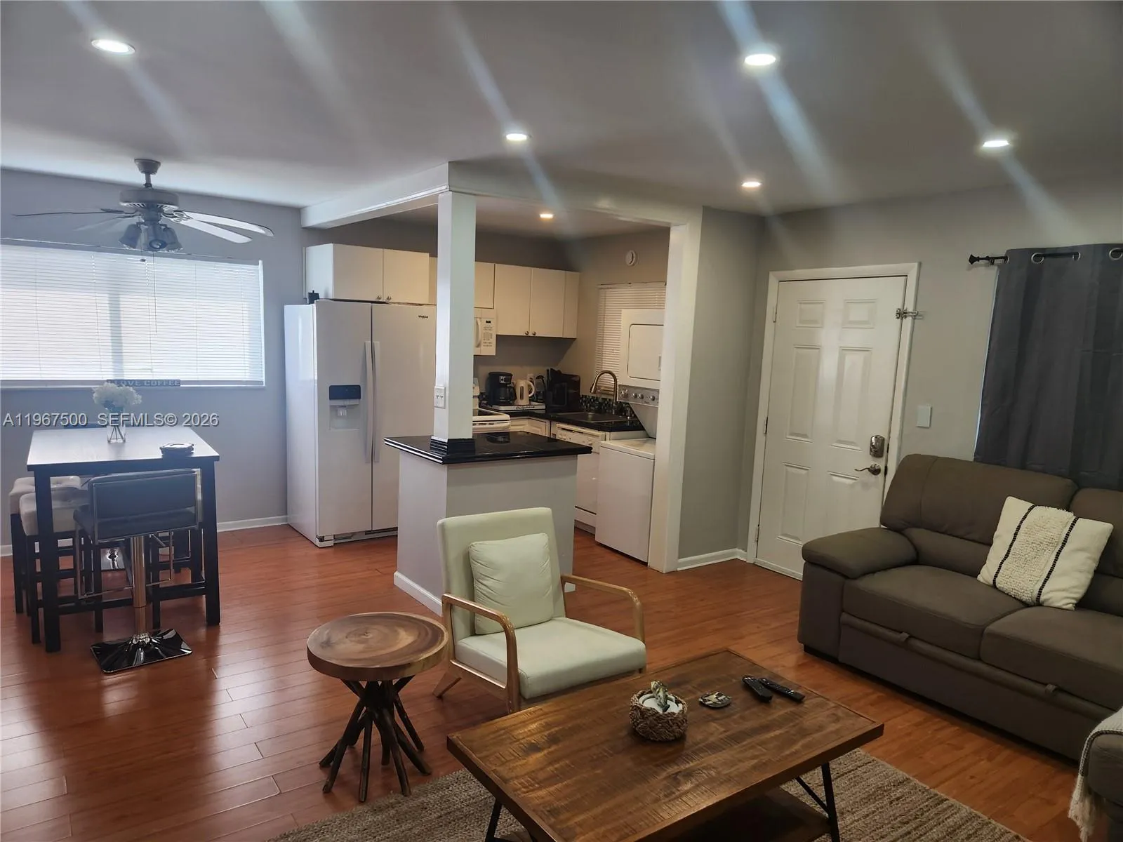 3050 Ne 5th Ter 10, Wilton Manors, Florida 33334, Wilton Manors, Florida 33334, 2 Bedrooms Bedrooms, ,1 BathroomBathrooms,Residential,For Sale,3050 Ne 5th Ter 10, Wilton Manors, Florida 33334,A11967500