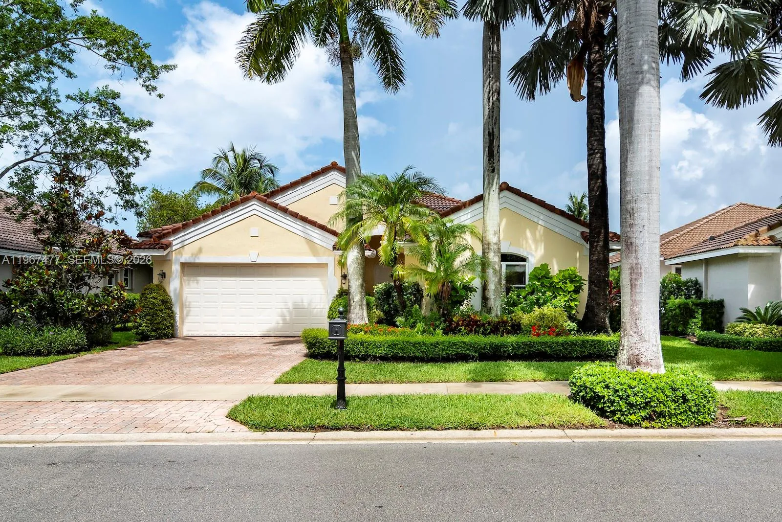 1833 Harbor View Cir 1833, Weston, Florida 33327, Weston, Florida 33327, 5 Bedrooms Bedrooms, ,3 BathroomsBathrooms,Residential Lease,For Rent,1833 Harbor View Cir 1833, Weston, Florida 33327,A11967477