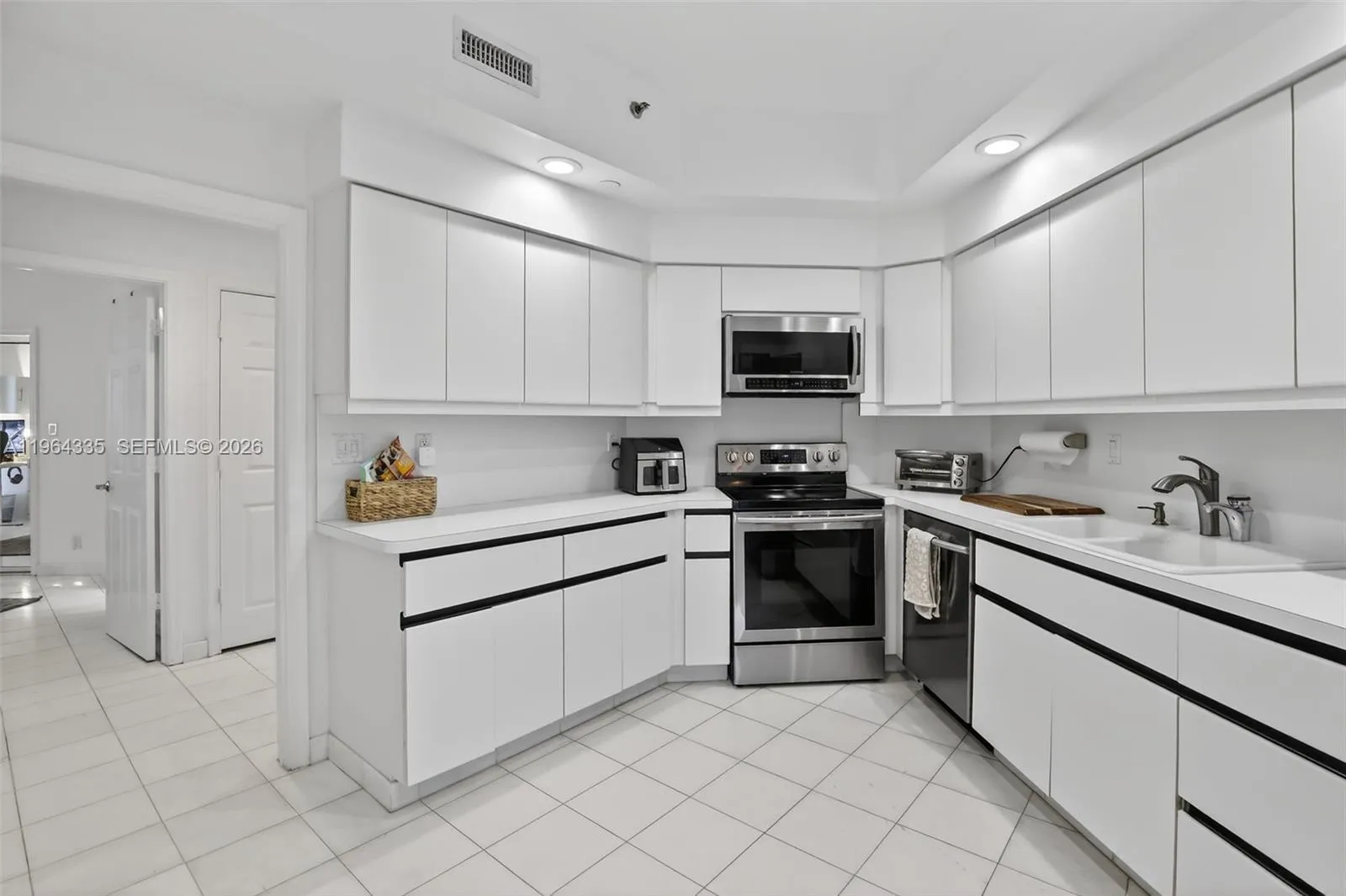 3500 Island Bl D-201, Aventura, Florida 33160, Aventura, Florida 33160, 3 Bedrooms Bedrooms, ,3 BathroomsBathrooms,Residential,For Sale,3500 Island Bl D-201, Aventura, Florida 33160,A11964335