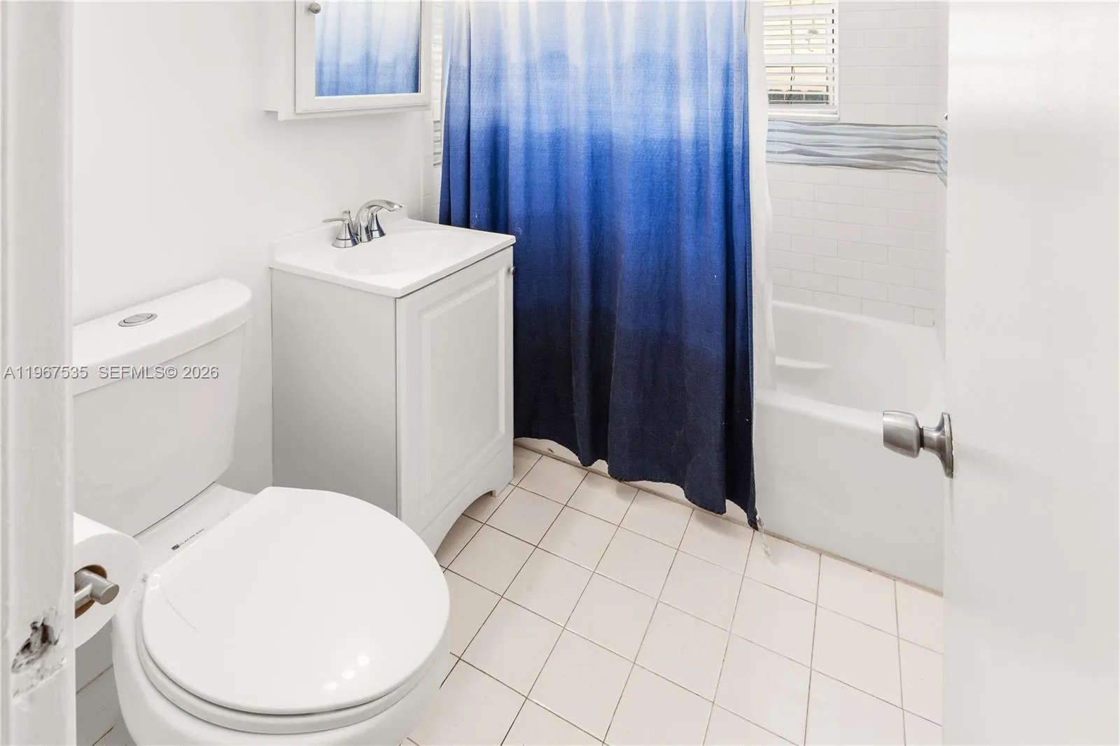 4487 Sw 15th Ter, Miami, Florida 33134, Miami, Florida 33134, 3 Bedrooms Bedrooms, ,2 BathroomsBathrooms,Residential,For Sale,4487 Sw 15th Ter, Miami, Florida 33134,A11967535